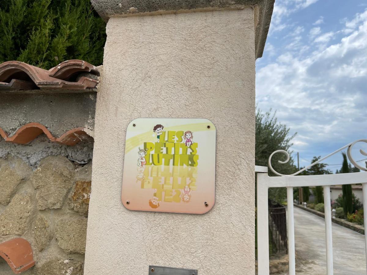 Studio Les Petits Lutins Entraigues-sur-la-Sorgue Exterior foto